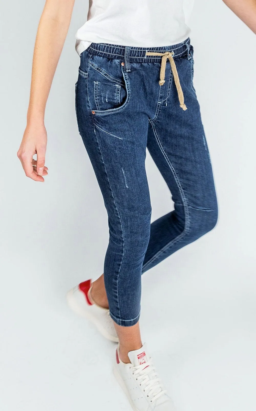 DRICOPER ACTIVE DENIM JEANS IN DARK INDIGO